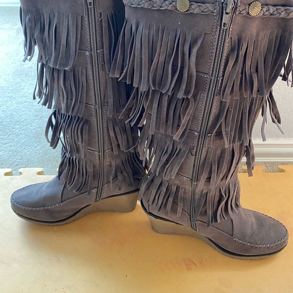 Wedge boots with fringe - Picture 10 of 10